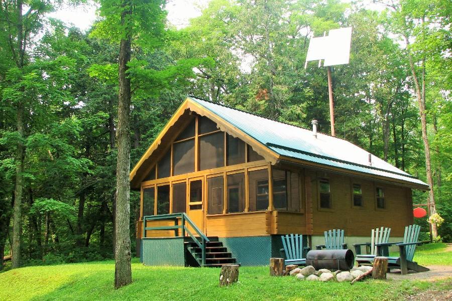 Kenauk Nature Hotel Montebello Exterior photo